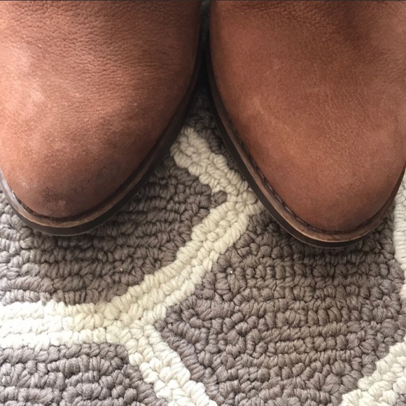 SOLD! - Brand Eller Booties - Picture 4 of 5